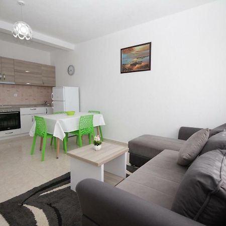Tosic Apartmani Бар Екстер'єр фото
