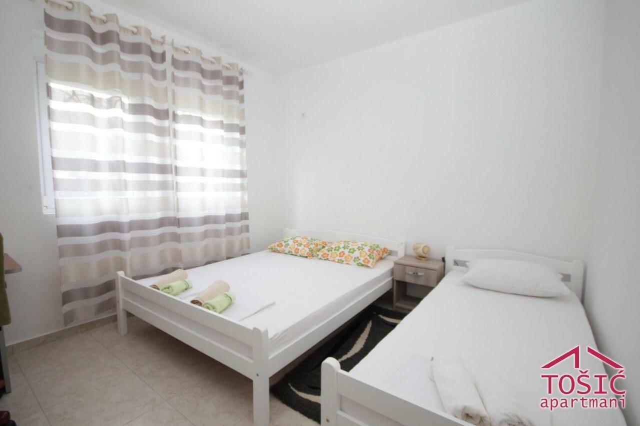 Tosic Apartmani Бар Екстер'єр фото
