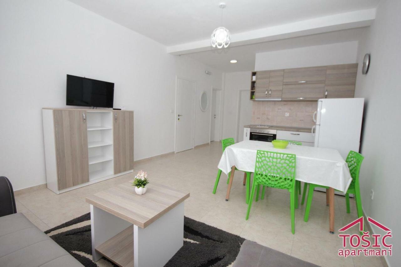 Tosic Apartmani Бар Екстер'єр фото