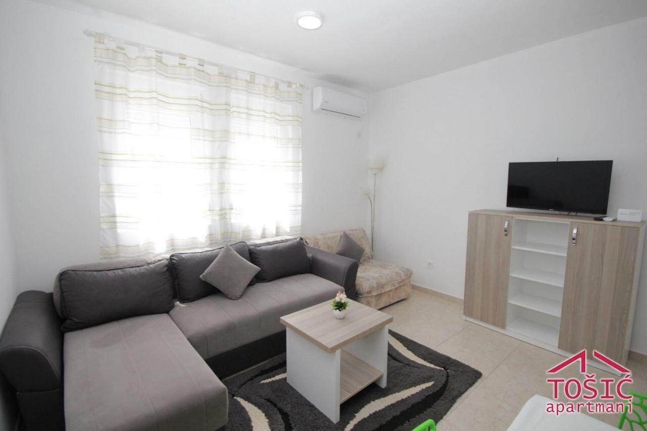 Tosic Apartmani Бар Екстер'єр фото