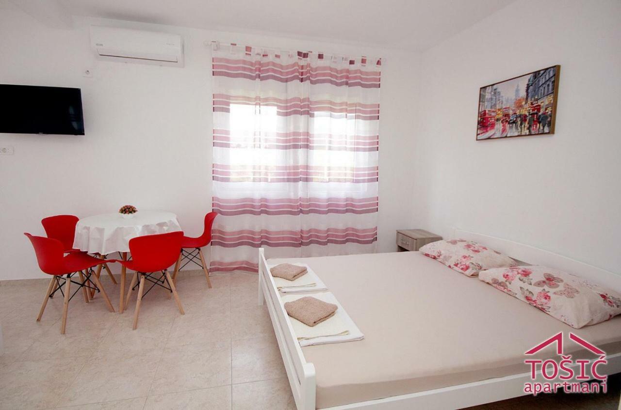 Tosic Apartmani Бар Екстер'єр фото