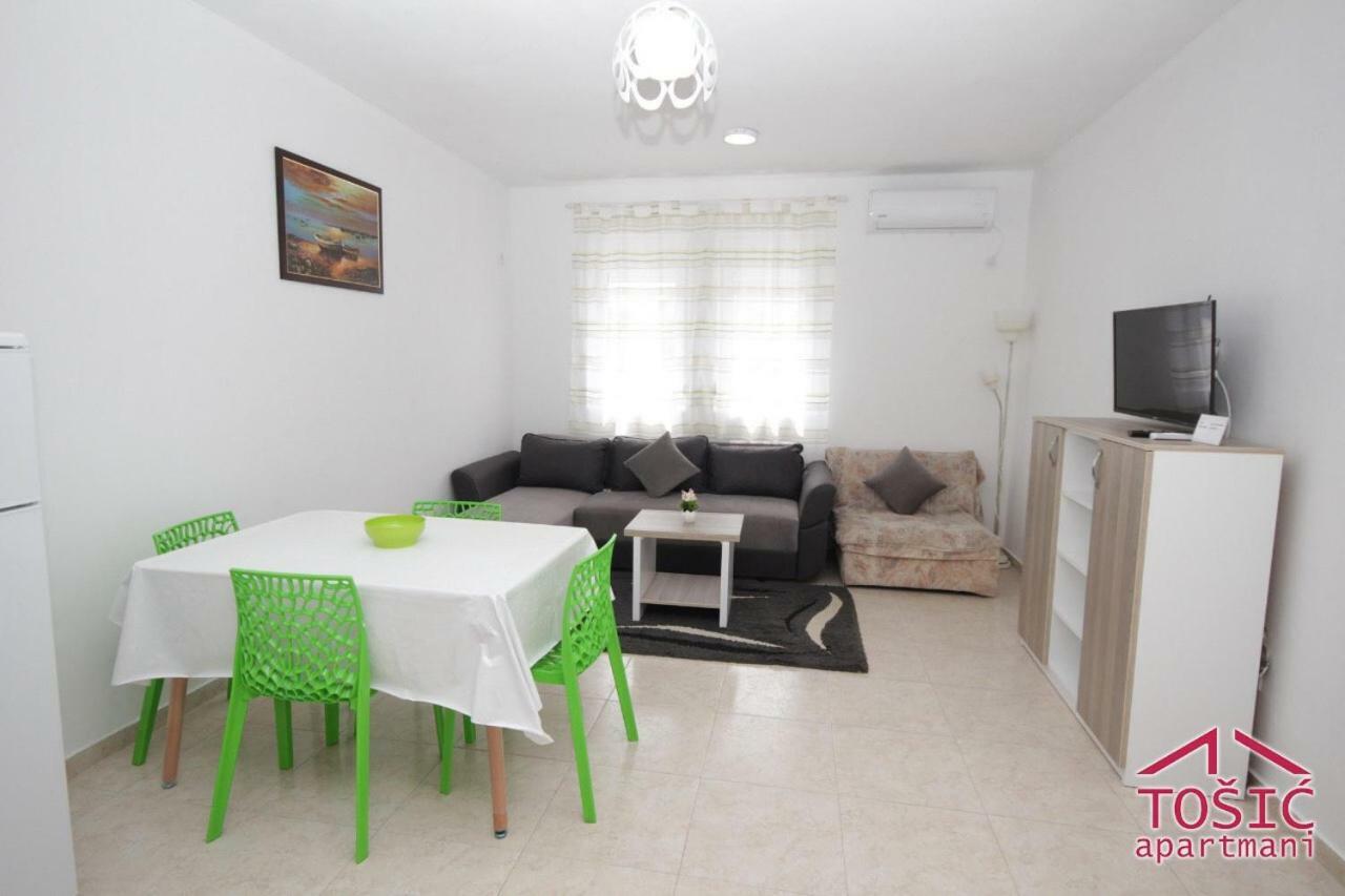 Tosic Apartmani Бар Екстер'єр фото
