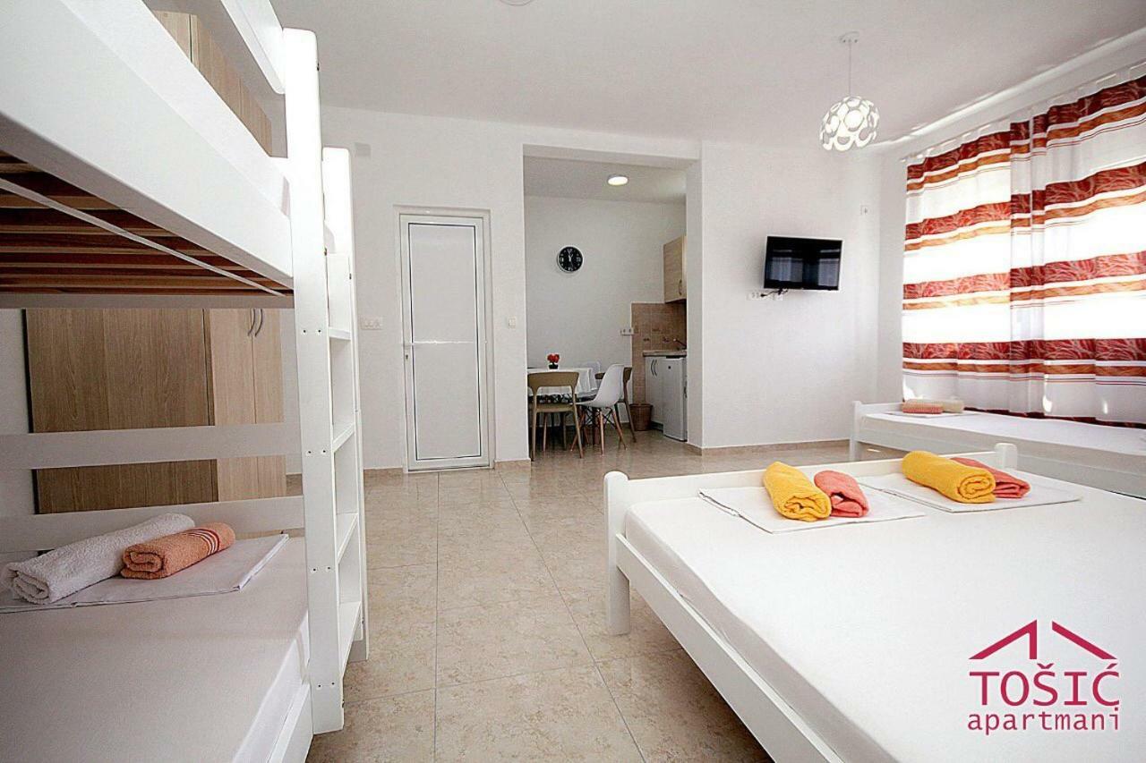 Tosic Apartmani Бар Екстер'єр фото