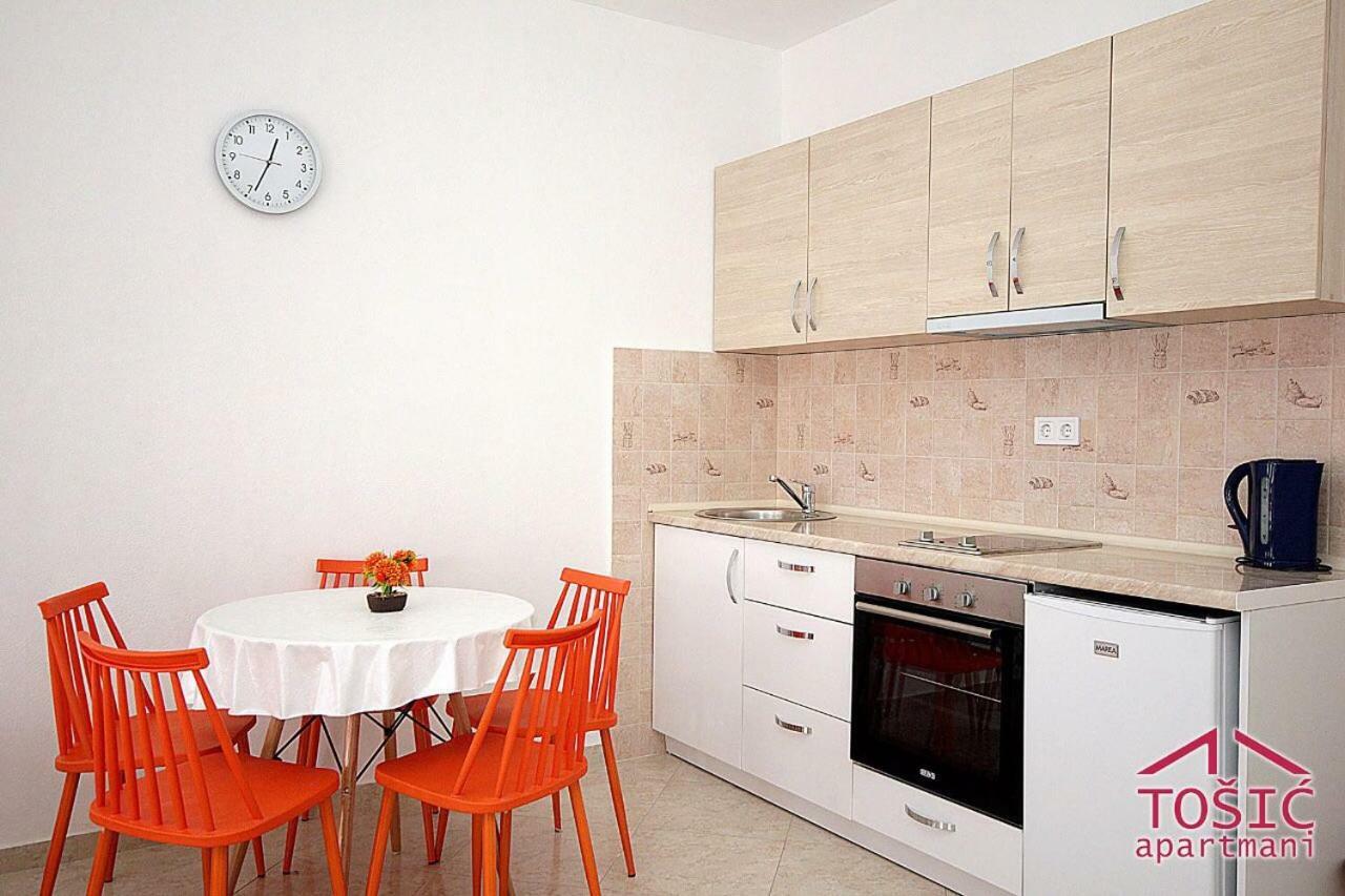 Tosic Apartmani Бар Екстер'єр фото
