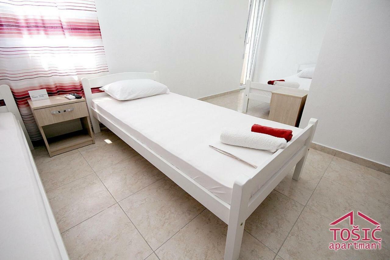 Tosic Apartmani Бар Екстер'єр фото