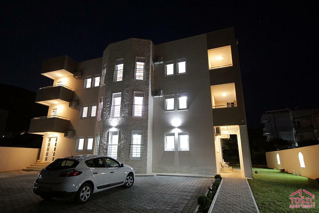 Tosic Apartmani Бар Екстер'єр фото