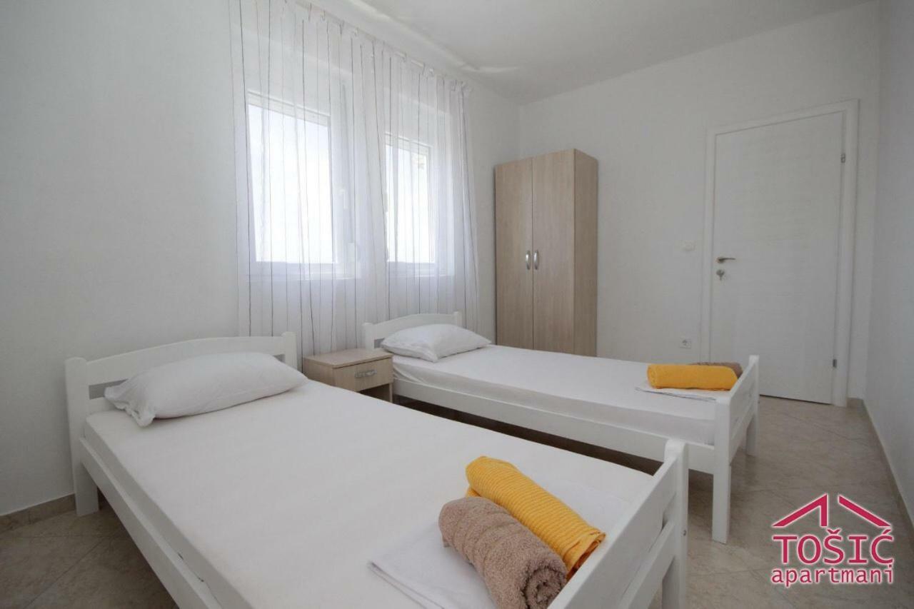 Tosic Apartmani Бар Екстер'єр фото
