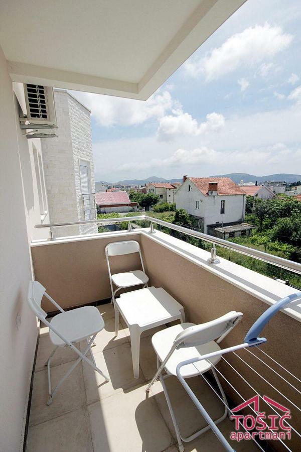 Tosic Apartmani Бар Екстер'єр фото